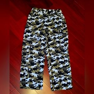 🔥 Host Pick 🔥 NWOT Michael Kors Camo Trousers